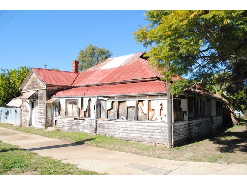 300-302 Morton Street, Moree NSW 2400