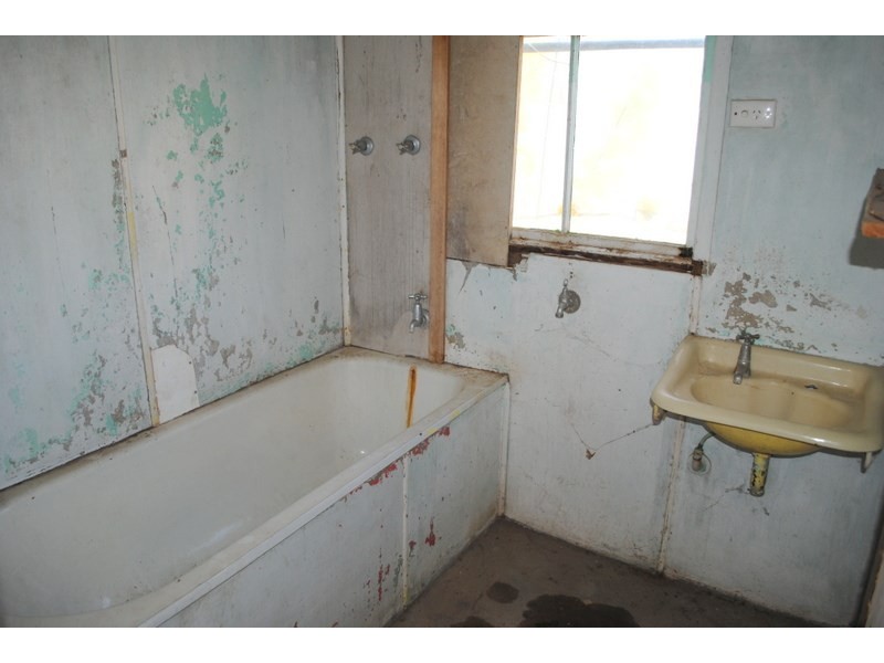 300-302 Morton Street, Moree NSW 2400