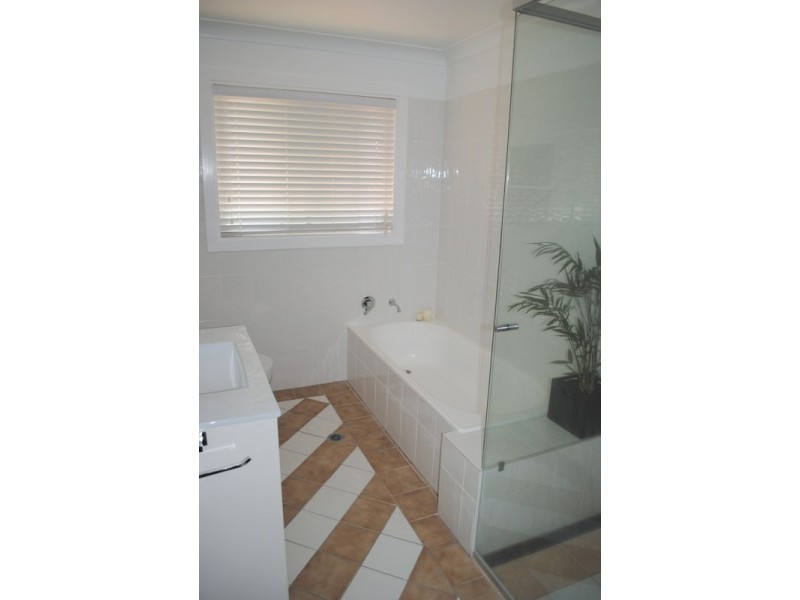 7 Queen Street, Moree NSW 2400