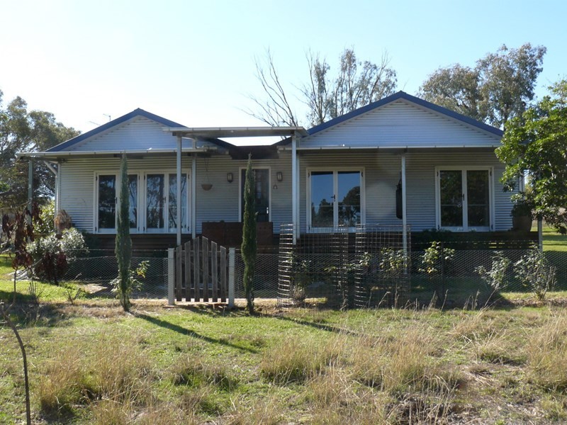 ” Bullala” and “Kinnaird”, Crooble NSW 2400