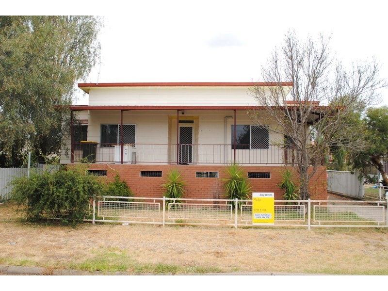 2 Mitchell Street, Moree NSW 2400