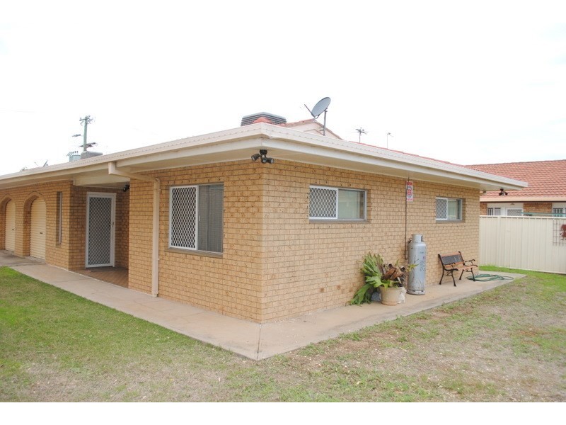 2-9 Dover Street, Moree NSW 2400