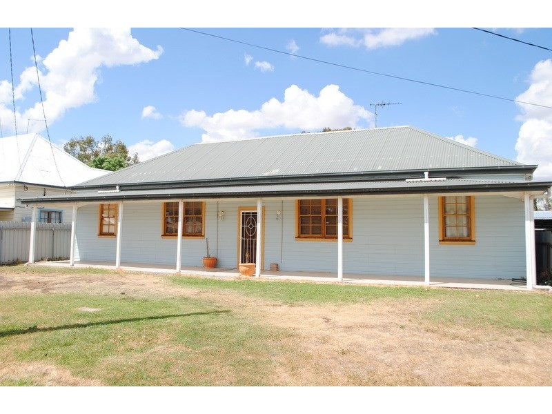 44 Chester Street, Moree NSW 2400
