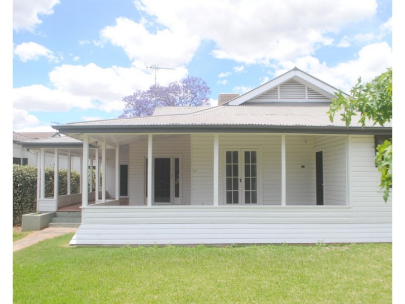 84 Edward Street, Moree NSW 2400
