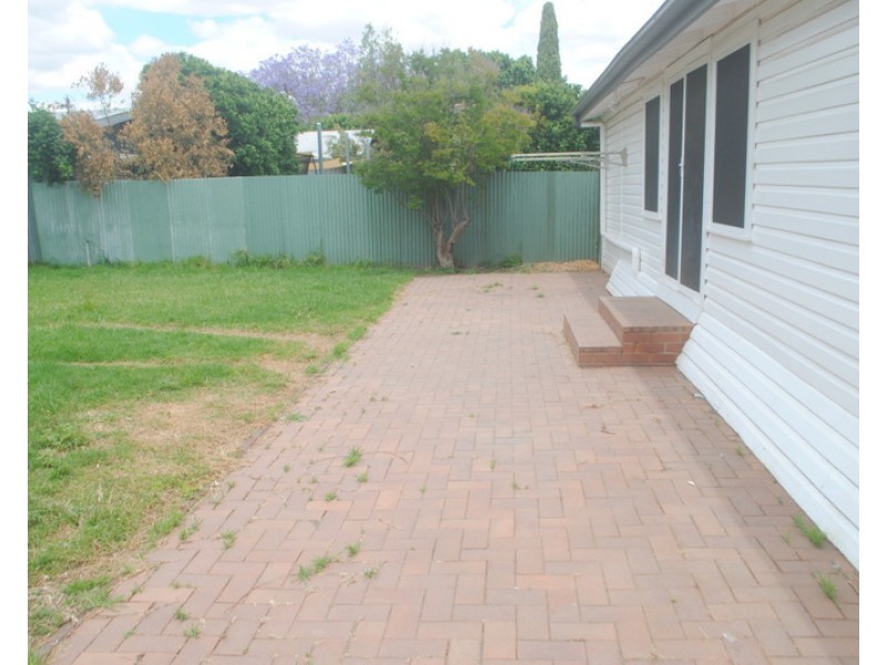 84 Edward Street, Moree NSW 2400
