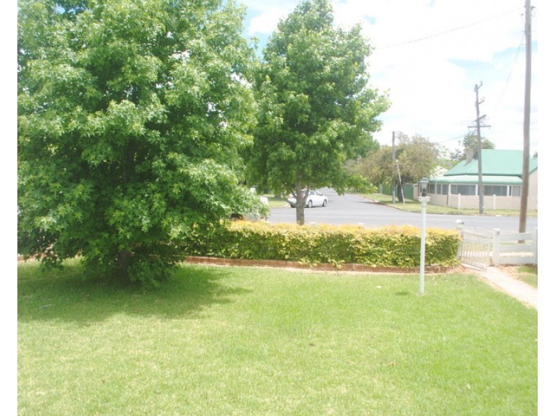 84 Edward Street, Moree NSW 2400