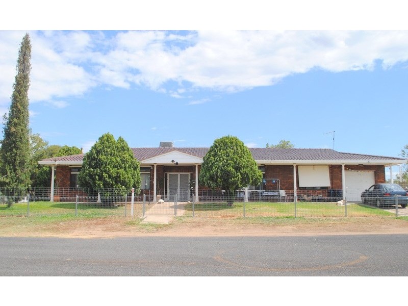 1 Delander Crescent, Moree NSW 2400