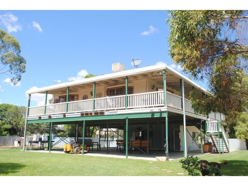 9 Lorna Rae Avenue, Moree NSW 2400