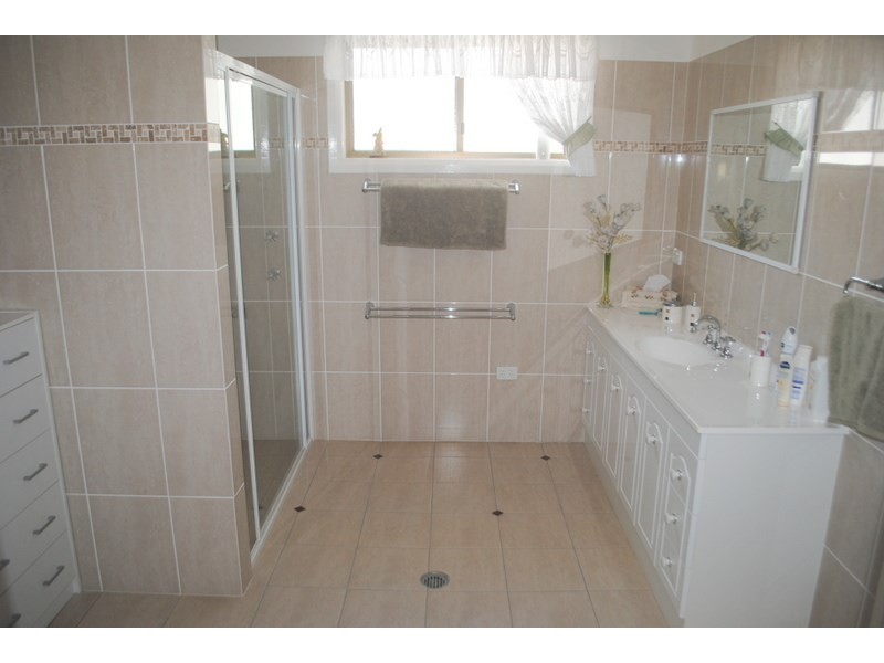 385 Boston Street, Moree NSW 2400