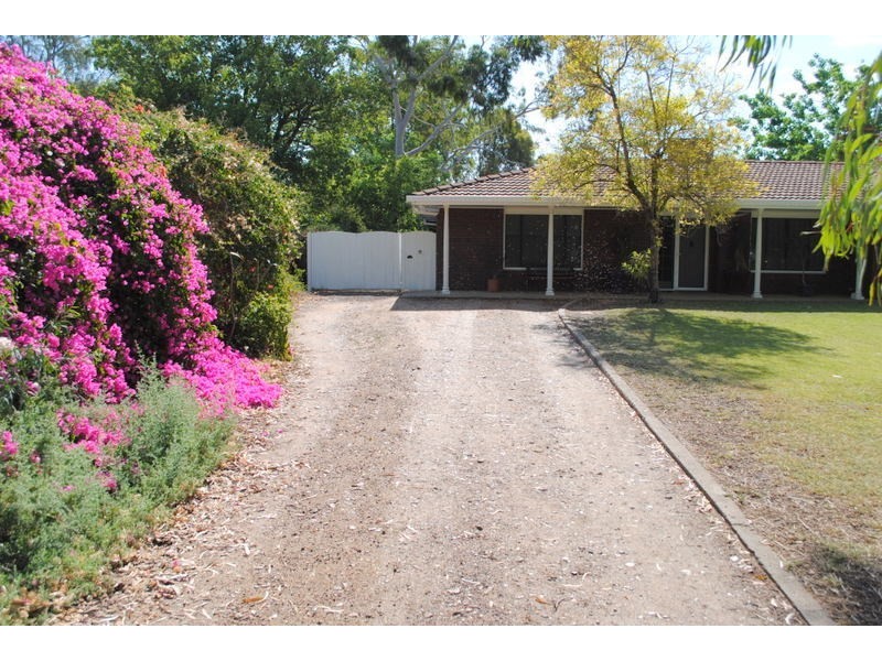 5 Merindah Avenue, Moree NSW 2400