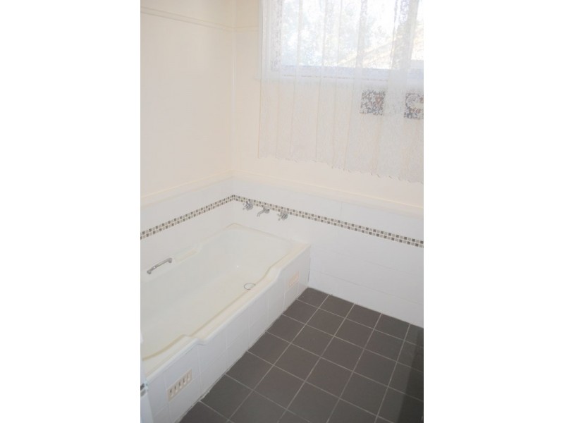 381 Chester Street, Moree NSW 2400