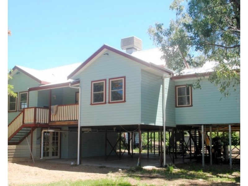 19 Carnarvon Highway, Moree NSW 2400