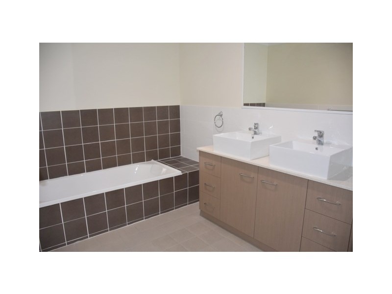 48 Bottlebrush Drive, Moree NSW 2400