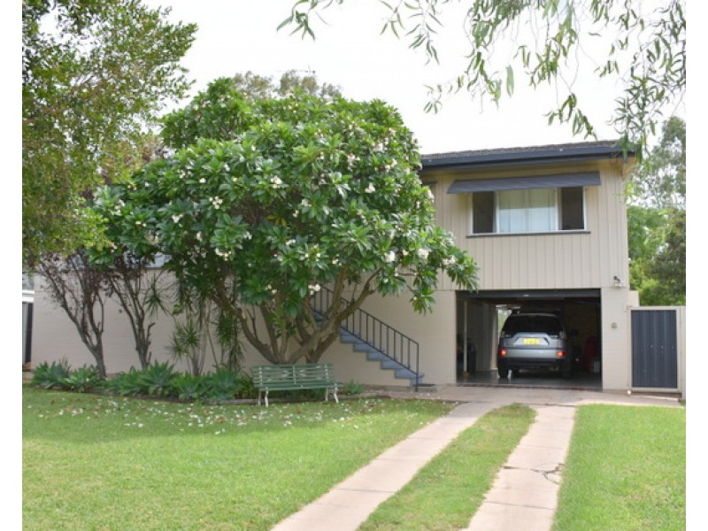 21 Kamilaroi Drive, Moree NSW 2400