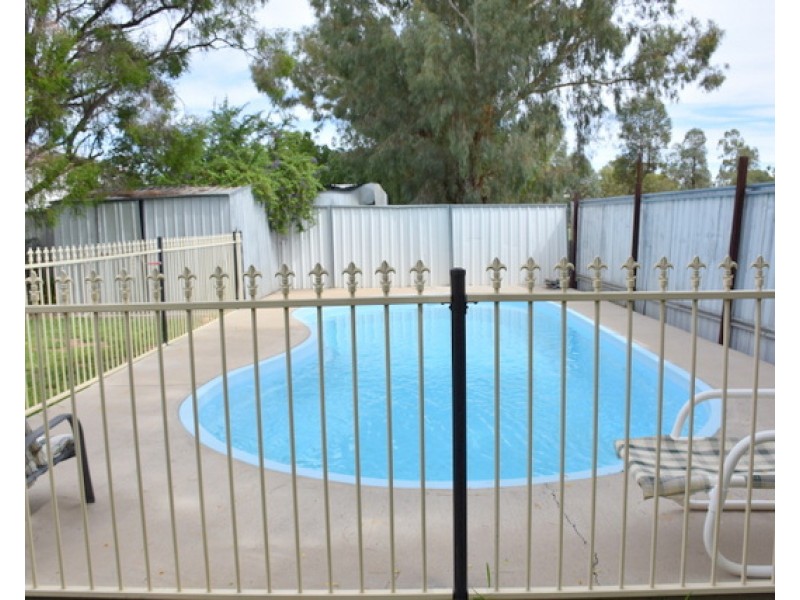 21 Kamilaroi Drive, Moree NSW 2400