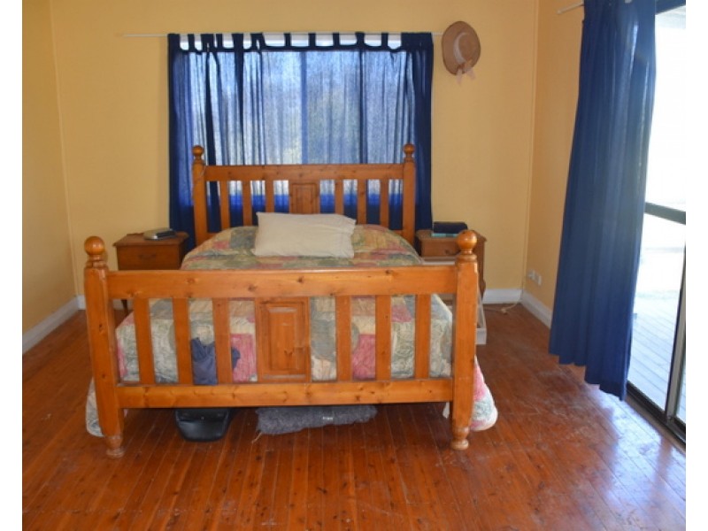 360 Mungindi Road, Moree NSW 2400