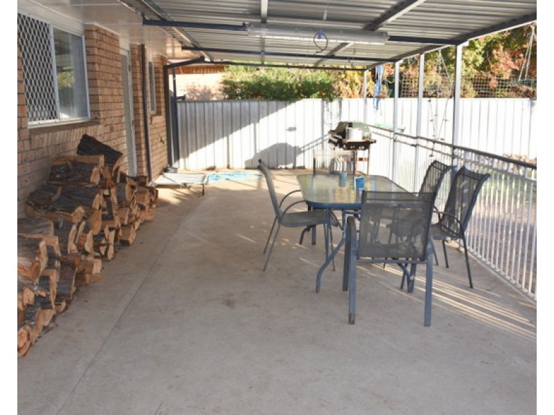 32 Jacaranda Drive, Moree NSW 2400