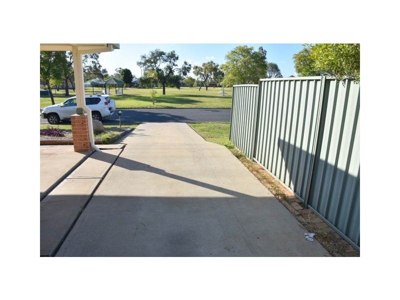 55 Jacaranda Drive, Moree NSW 2400