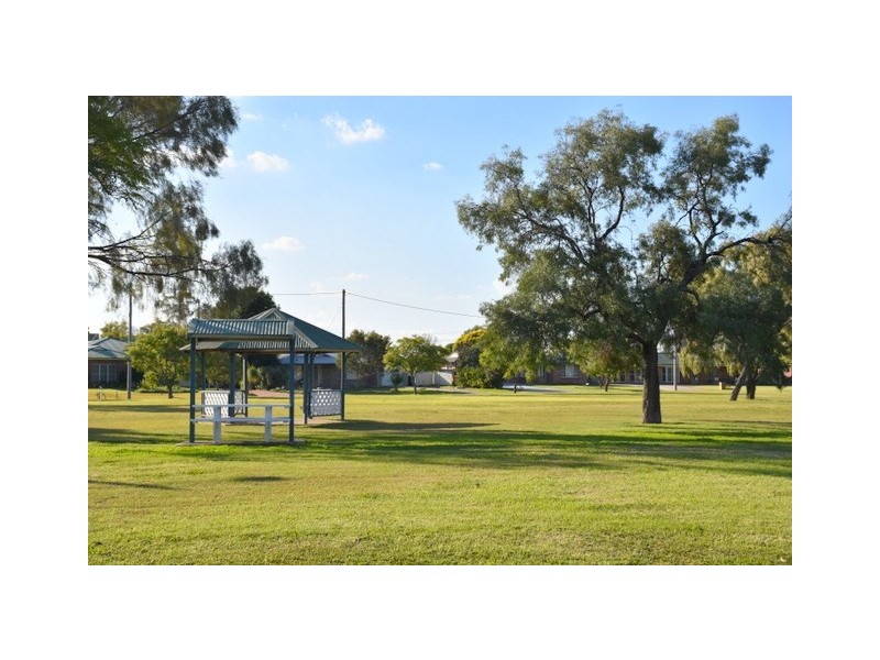 55 Jacaranda Drive, Moree NSW 2400