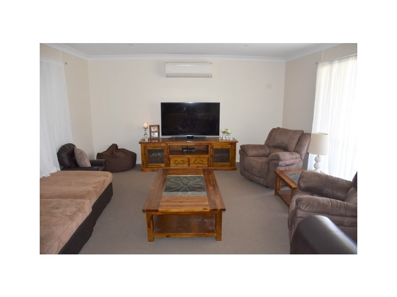 2 Shaftesbury Avenue, Moree NSW 2400