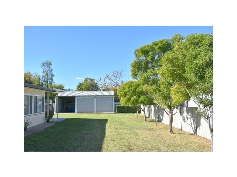 2 Shaftesbury Avenue, Moree NSW 2400