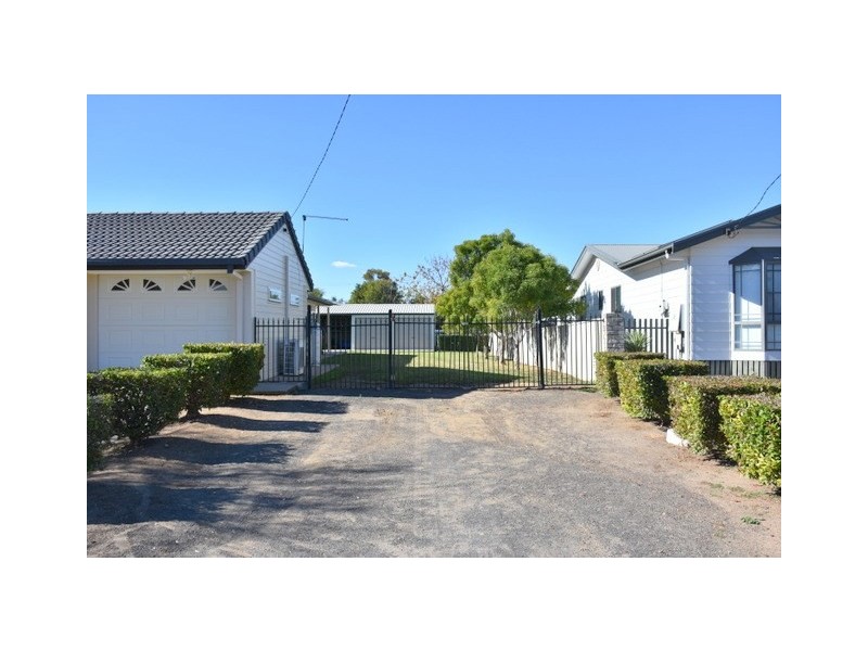 2 Shaftesbury Avenue, Moree NSW 2400