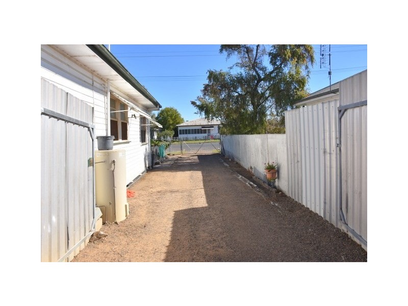 10 Tycannah Street, Moree NSW 2400