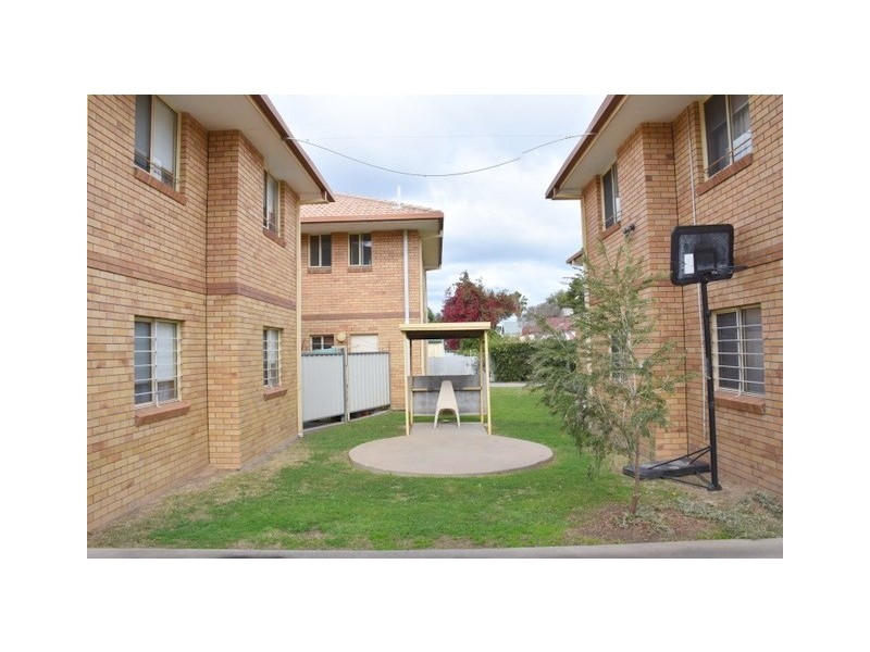9-4 Dover Street, Moree NSW 2400