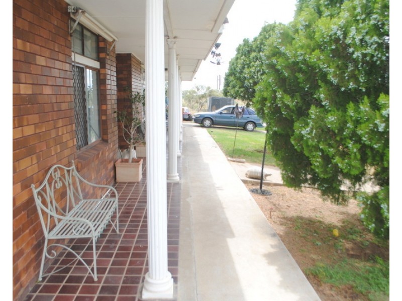 1 Delander Crescent, Moree NSW 2400