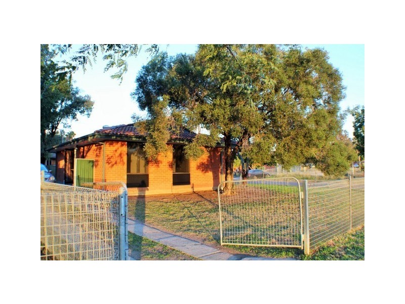 4 James Street, Moree NSW 2400