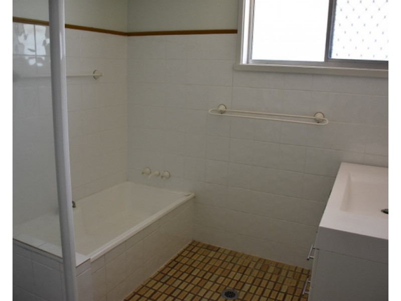 83 Jacaranda Drive, Moree NSW 2400