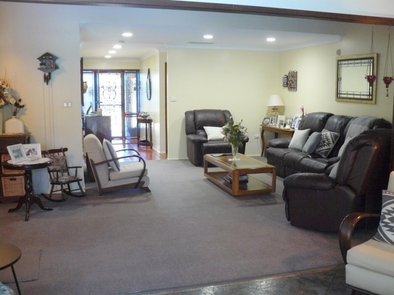 10 Karingal Place, Moree NSW 2400