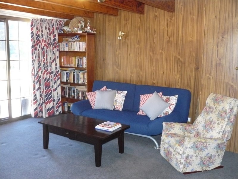 10 Karingal Place, Moree NSW 2400