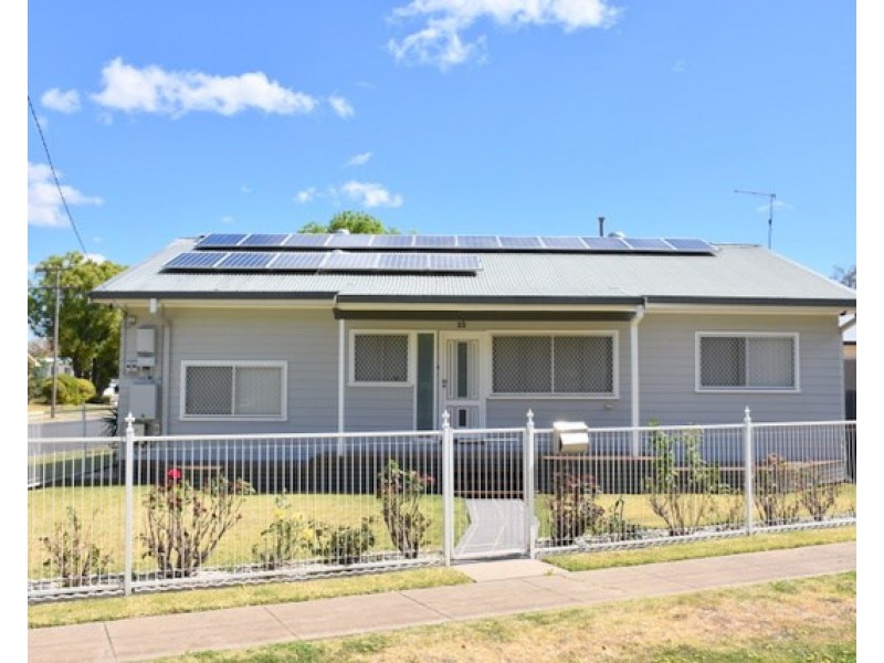33 Balo Street, Moree NSW 2400