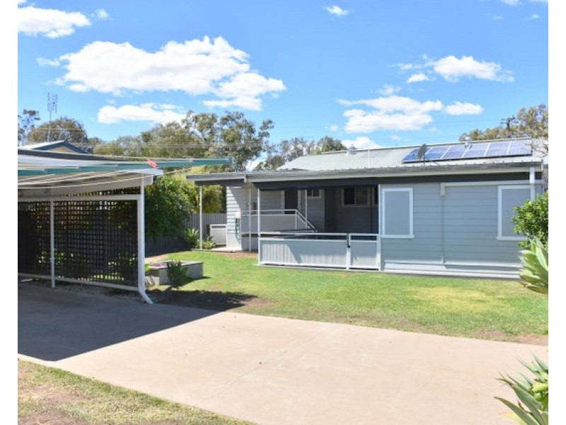 33 Balo Street, Moree NSW 2400