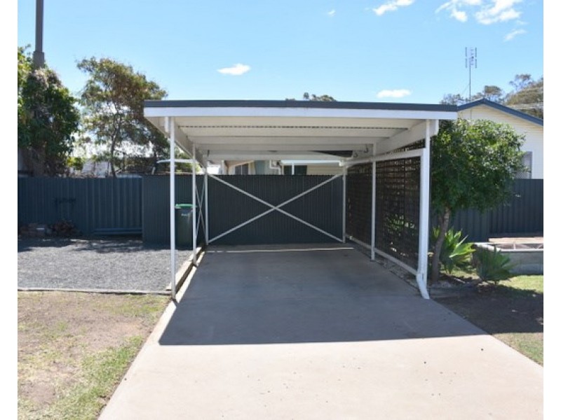 33 Balo Street, Moree NSW 2400