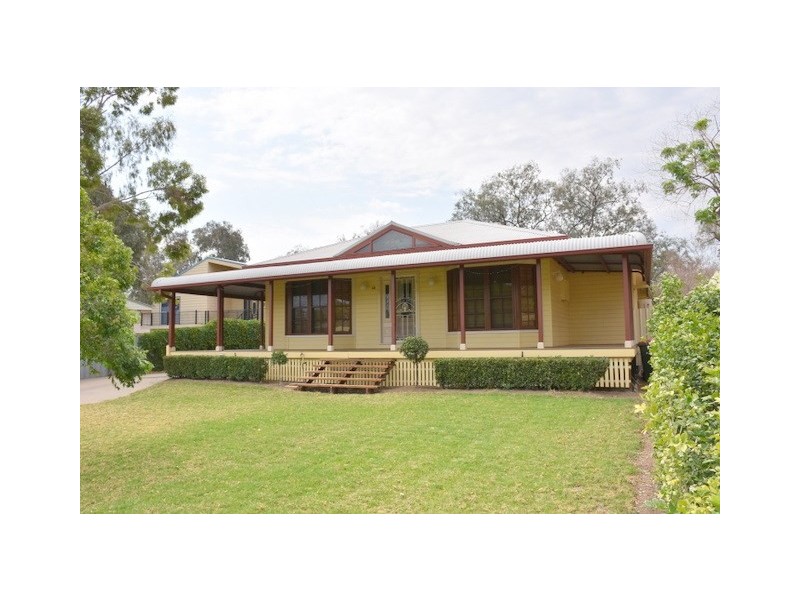 38 Kamilaroi Drive, Moree NSW 2400