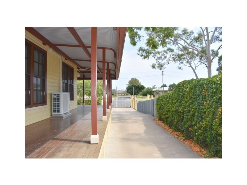 38 Kamilaroi Drive, Moree NSW 2400