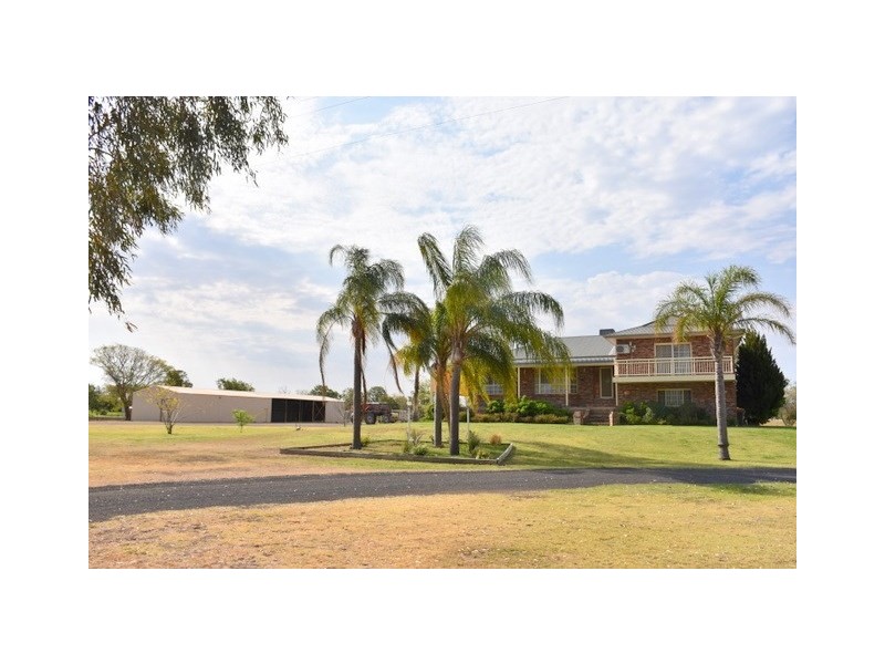 92 Chinamans Lane, Moree NSW 2400