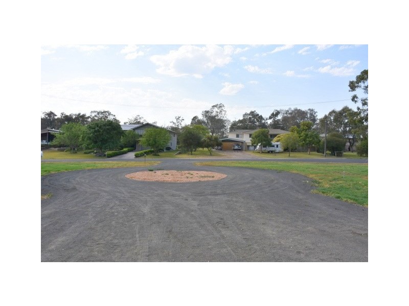 39 Kamilaroi Drive, Moree NSW 2400