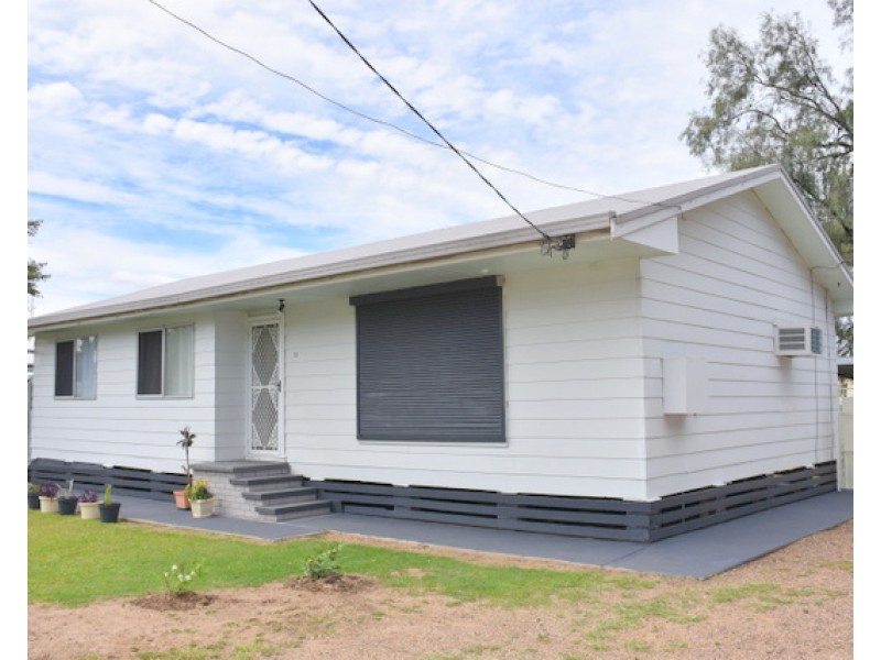 32 Oak Street, Moree NSW 2400