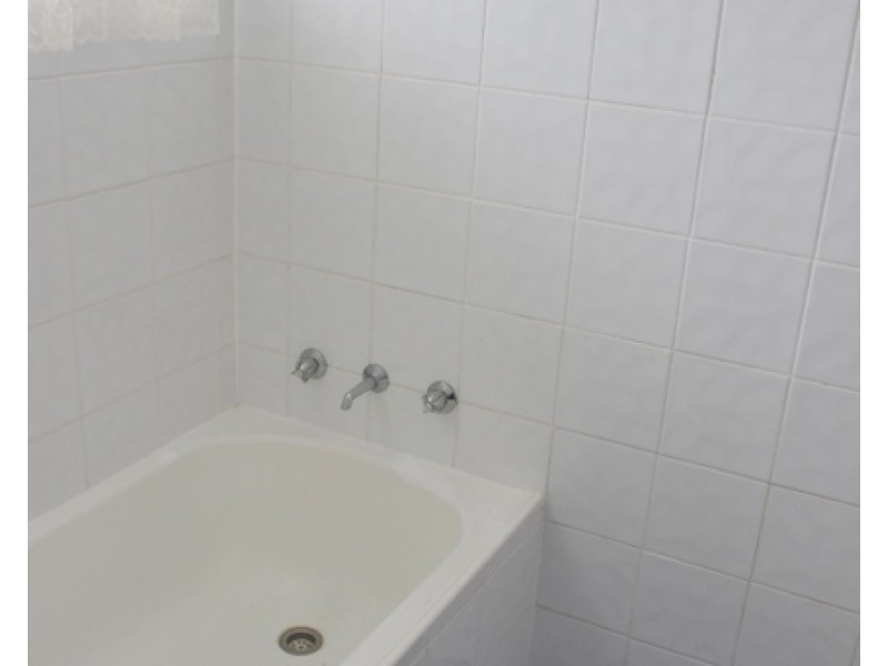 32 Oak Street, Moree NSW 2400