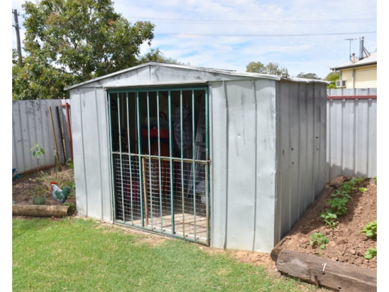 32 Oak Street, Moree NSW 2400