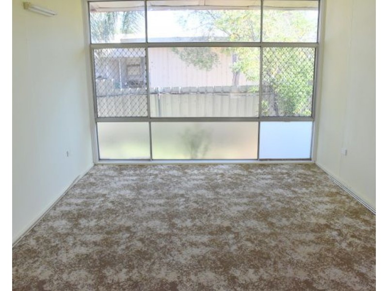 1-2 325 Edward Street, Moree NSW 2400