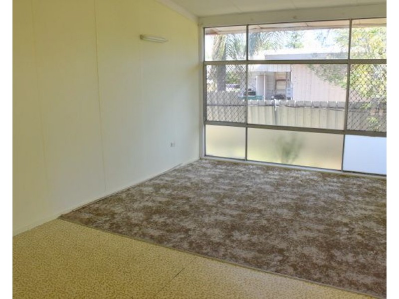 1-2 325 Edward Street, Moree NSW 2400