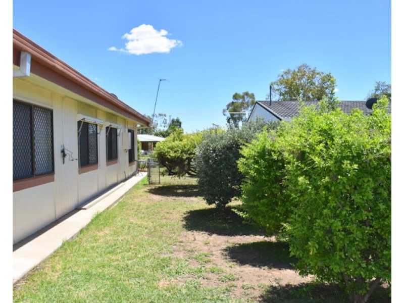 23 Wattle Crescent, Moree NSW 2400