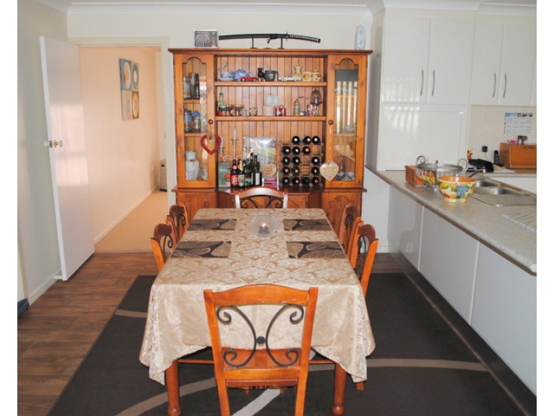 25 Maple Avenue, Moree NSW 2400