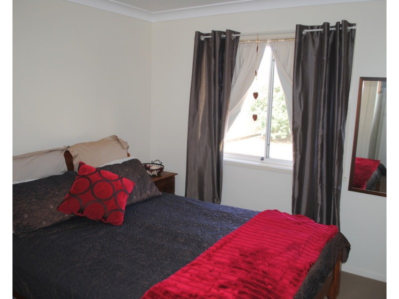 25 Maple Avenue, Moree NSW 2400