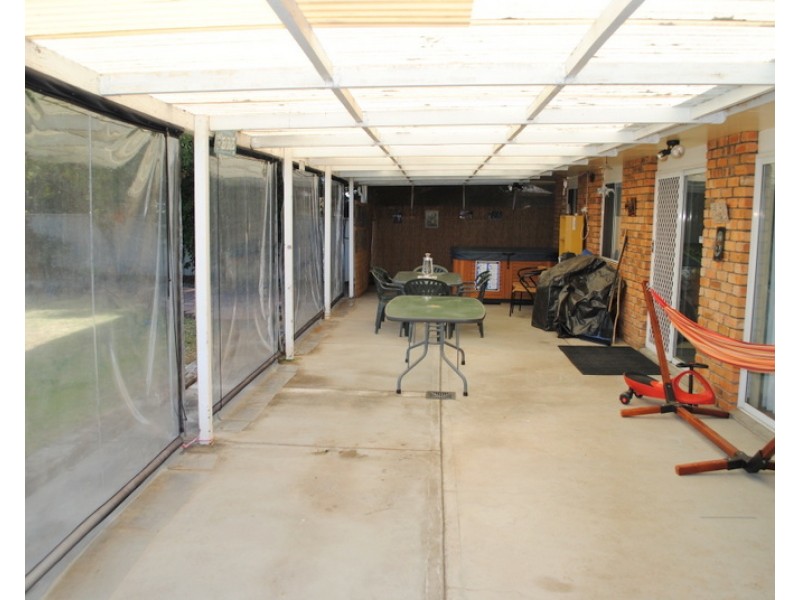 25 Maple Avenue, Moree NSW 2400