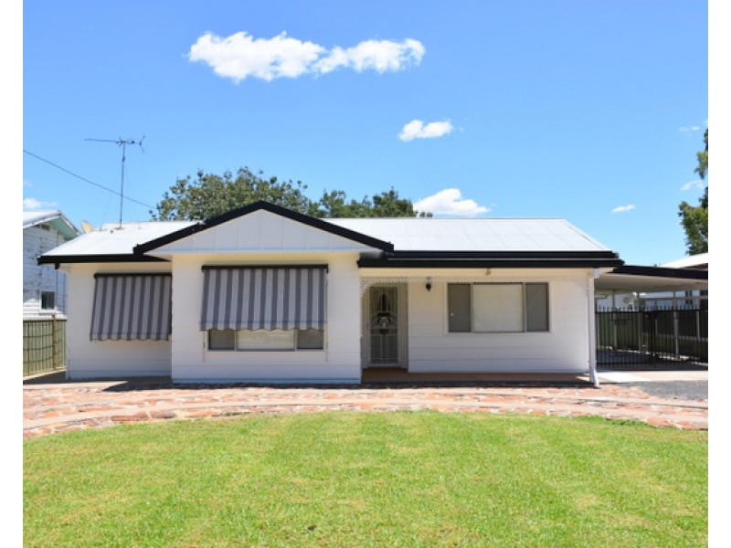 395 Boston Street, Moree NSW 2400